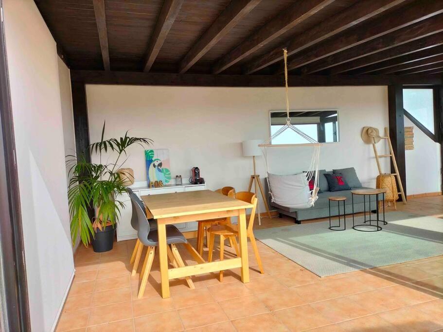 شقة Oceanview Retreat كوراليهو المظهر الخارجي الصورة